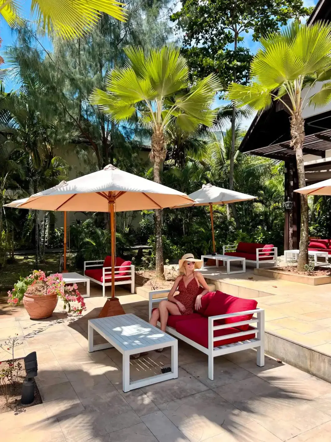 Story-Seychelles-Breakfast-with-Beach-View