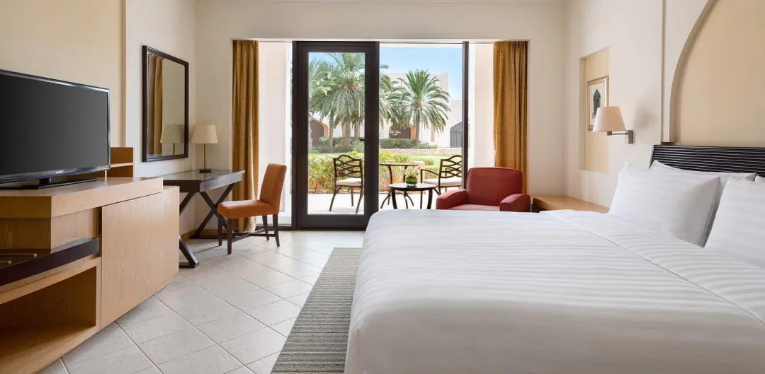 Deluxe Terrace Room - Bedroom