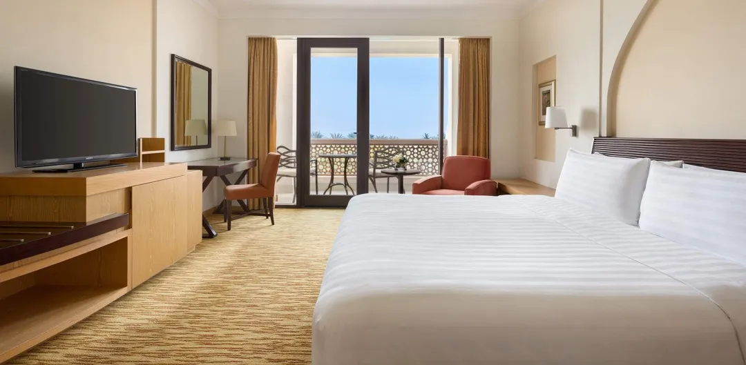 Deluxe Sea View - Bedroom