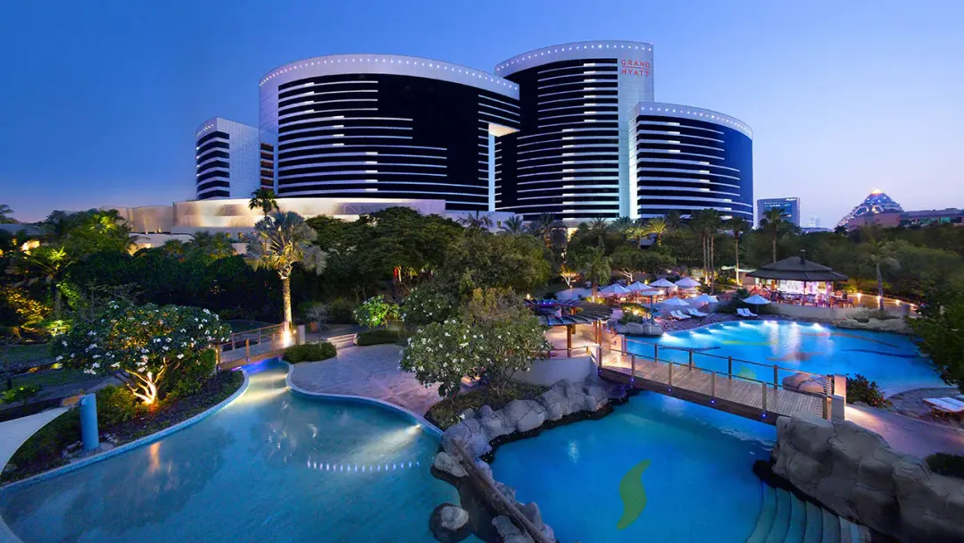 Grand Hyatt Dubai - Hotel Exterior Pools Twilight Shot