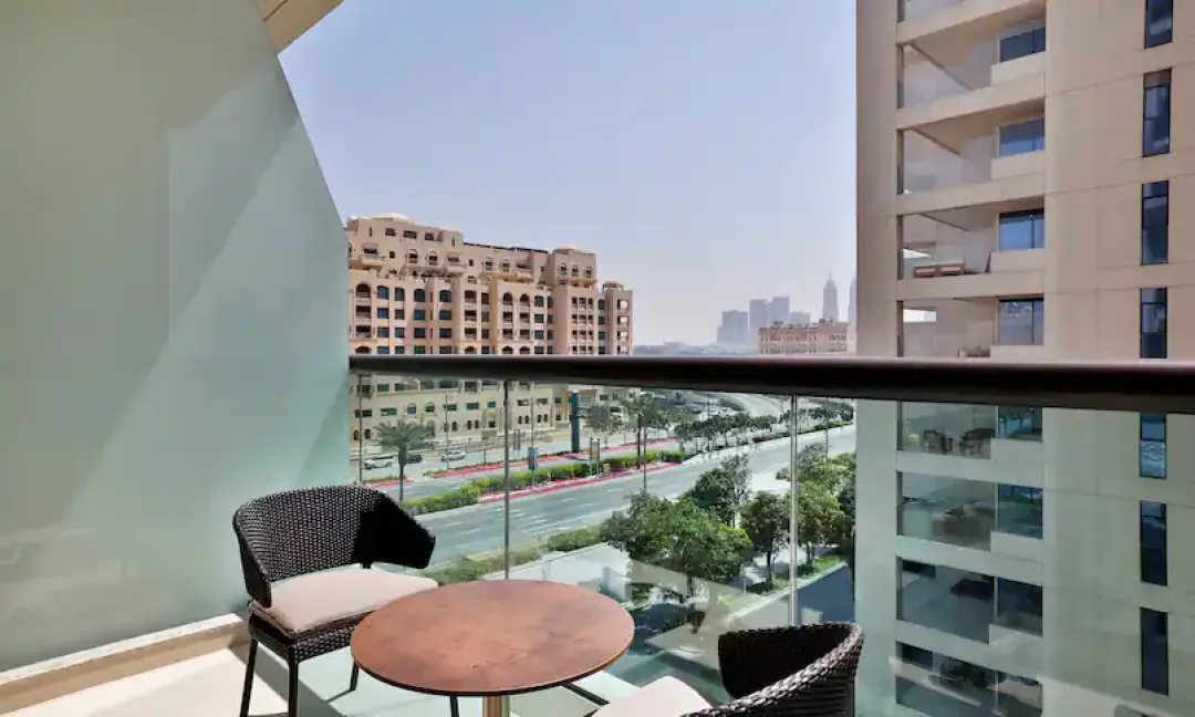 Twin Guest Room - Balcony View