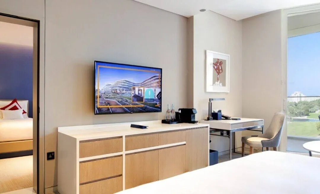 Two Deluxe Connecting Rooms - King Bed