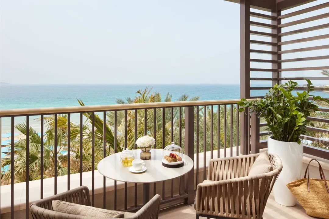 Ocean Deluxe - Balcony Lounge with Sea View