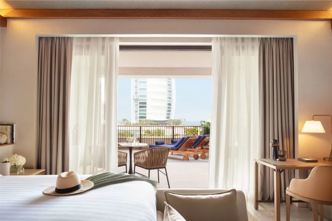 Ocean Club Terrace - Bedroom with Balcony View