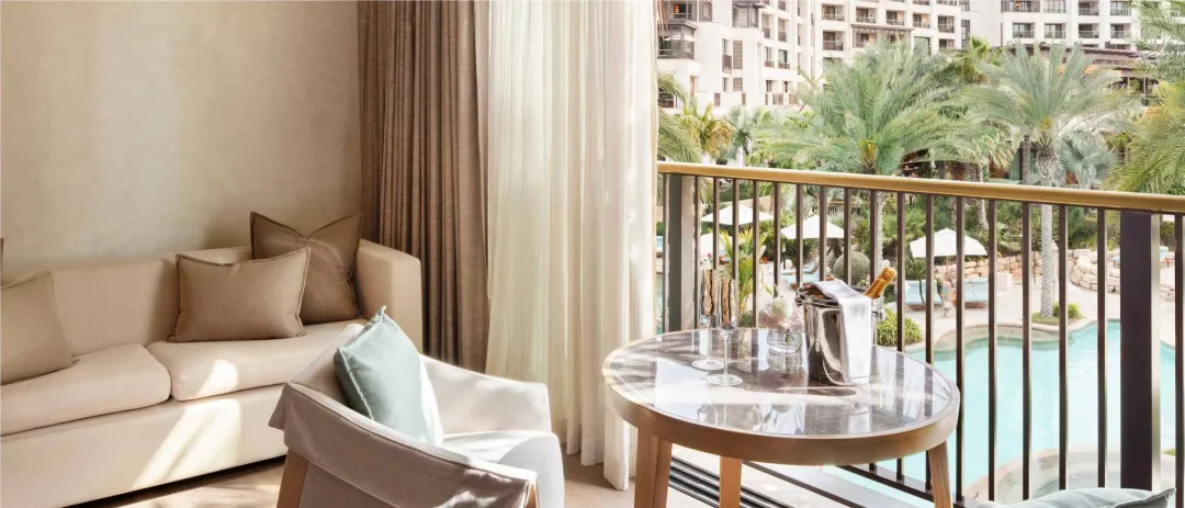 Family Superior Room - Balcony Lounge