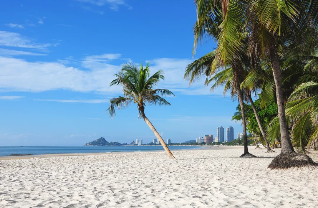 White sand on the beach