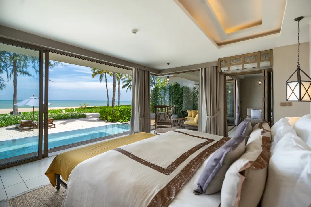 Devasom Khao Lak Beach Resort & Villas - Beachfront Pool Villa