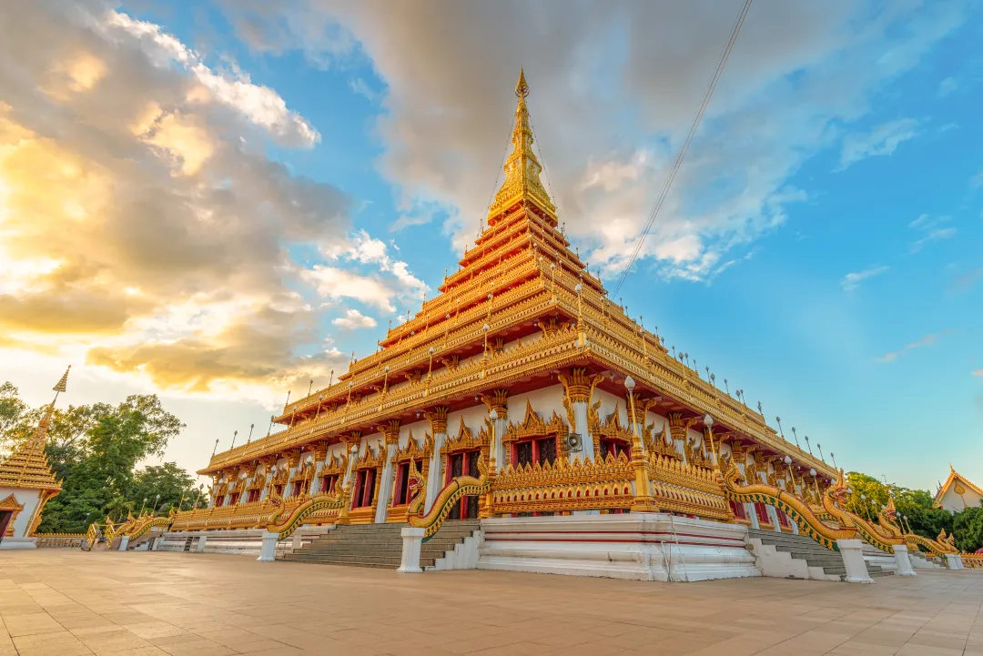 Phra Mahathat Kaen Nakhon