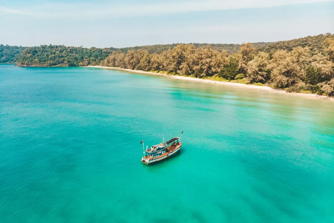 Fishing boat