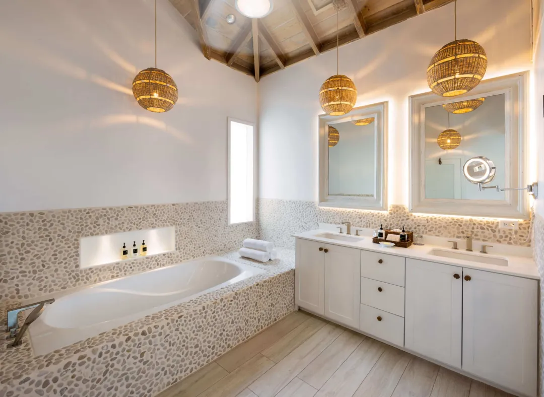 Premium Beach Front Suite - Bathroom