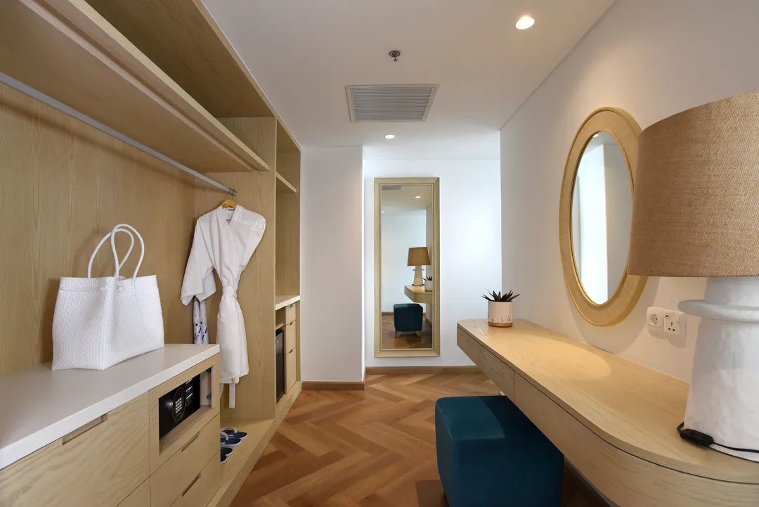 Ocean Suite - Dressing Room