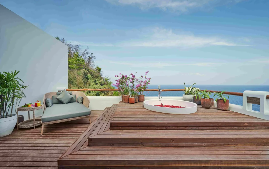 Rooftop Suite - Rooftop Tub