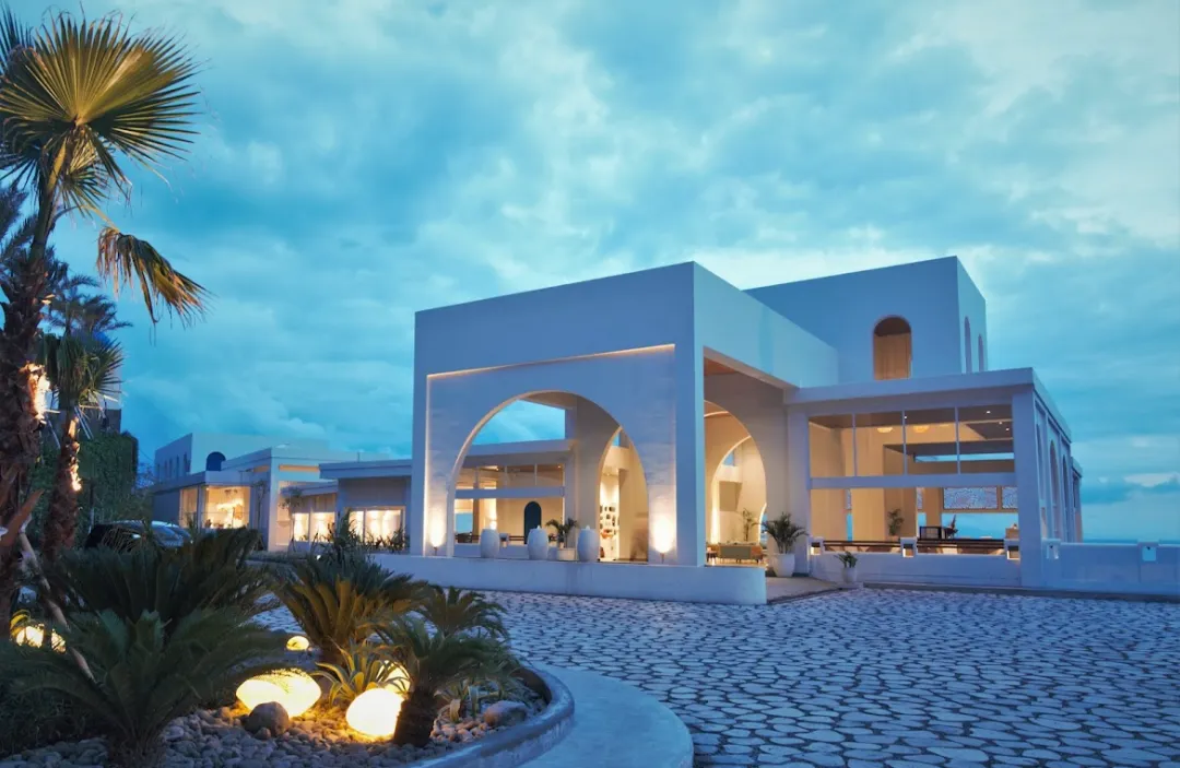 Royal Avala Resort and Spa - Entrance