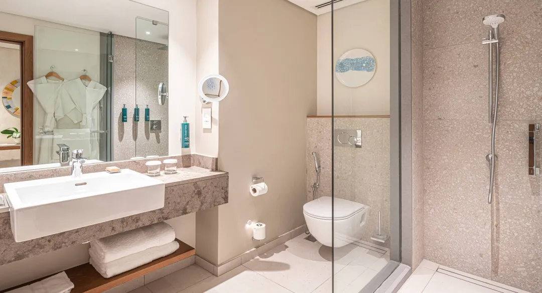 Family Connecting Deluxe Room - Bathroom