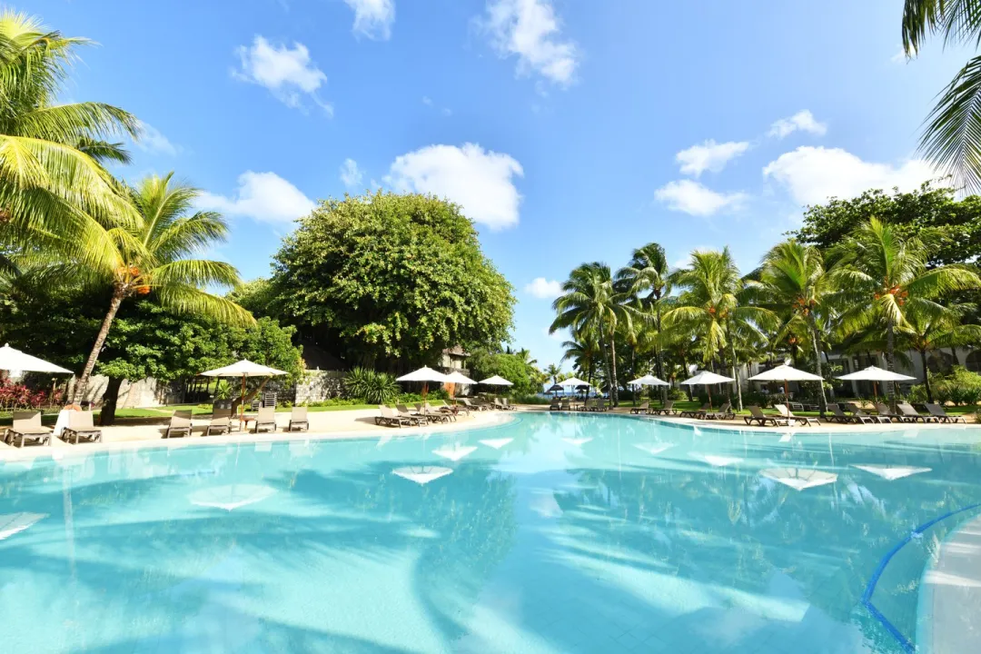 Canonnier Beachcomber Resort & Spa - Pool View
