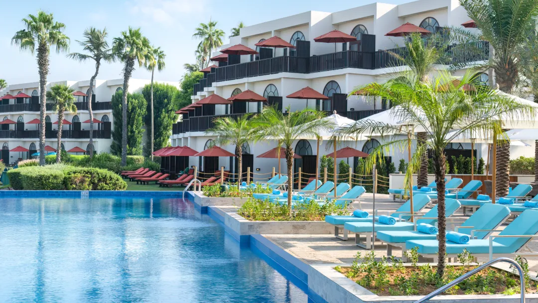 JA Palm Tree Court - Pool