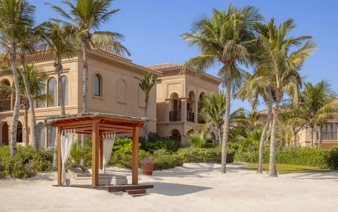 One&Only The Palm Dubai - The Palm Beach Cabana
