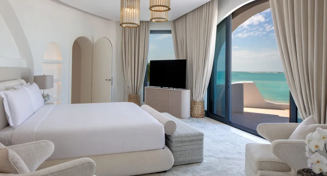 Royal Santorini Duplex Suite - Bedroom Sea View