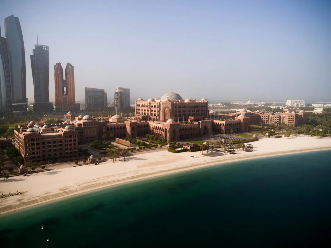 Emirates Palace Mandarin Oriental - Aerial View
