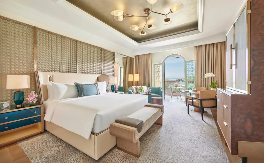 Deluxe Sea View Room - Bedroom
