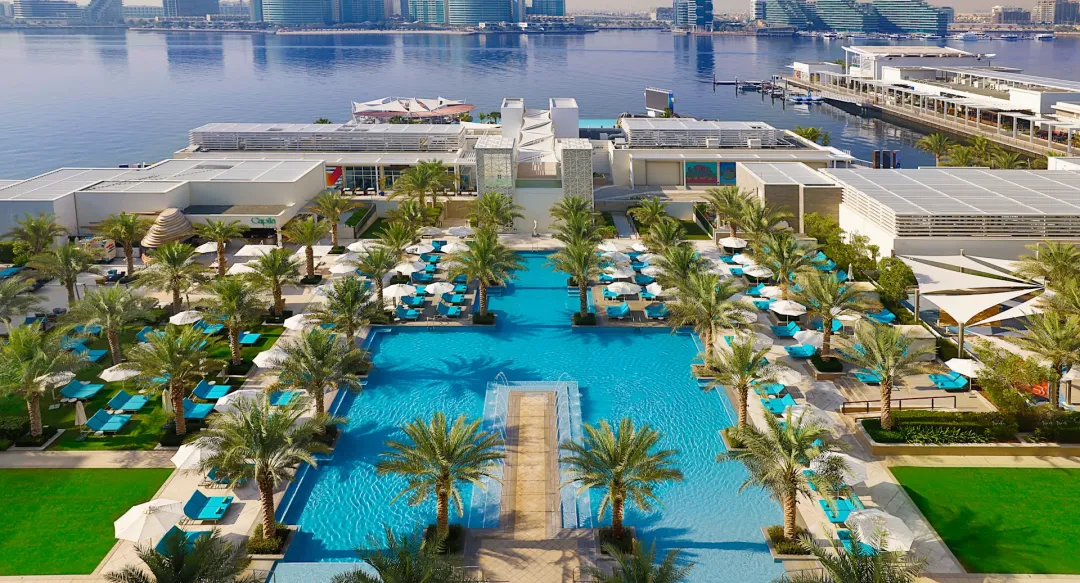 Hilton Abu Dhabi Yas Island - Pool Over View