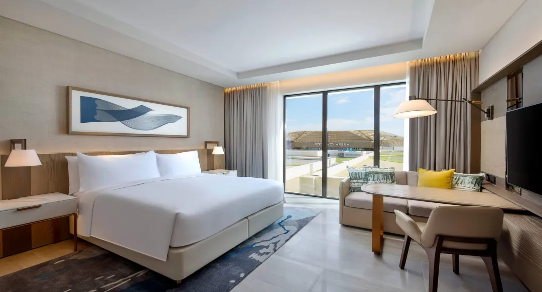 King Guest Room with Yas Theme Park Access - Bedroom