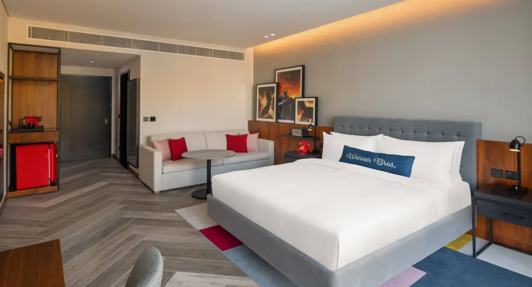 King Artist Room - Bedroom