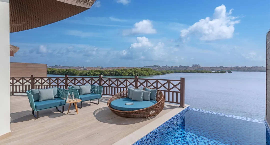 Anantara Mina Ras Al Khaimah Resort - Over Water Pool Villa