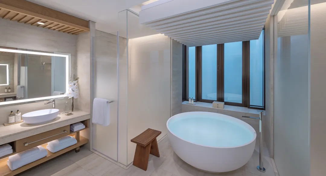 Deluxe Beach Front Room - Bathroom