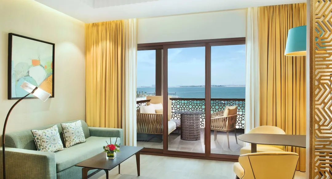 Bay Club Room with Sea View - Seating Aeria