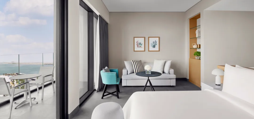 Panoramic Bridge Suite - Bedroom