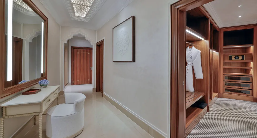 Two Queen Beds Deluxe Room - Dressing Room