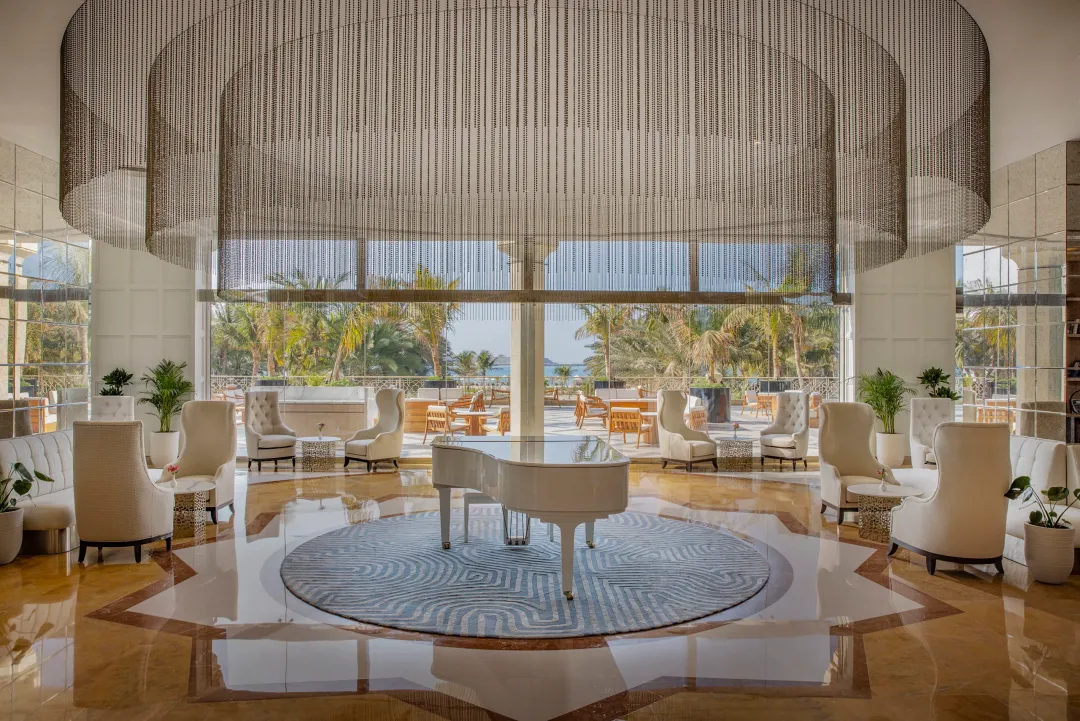 Camelia Lounge