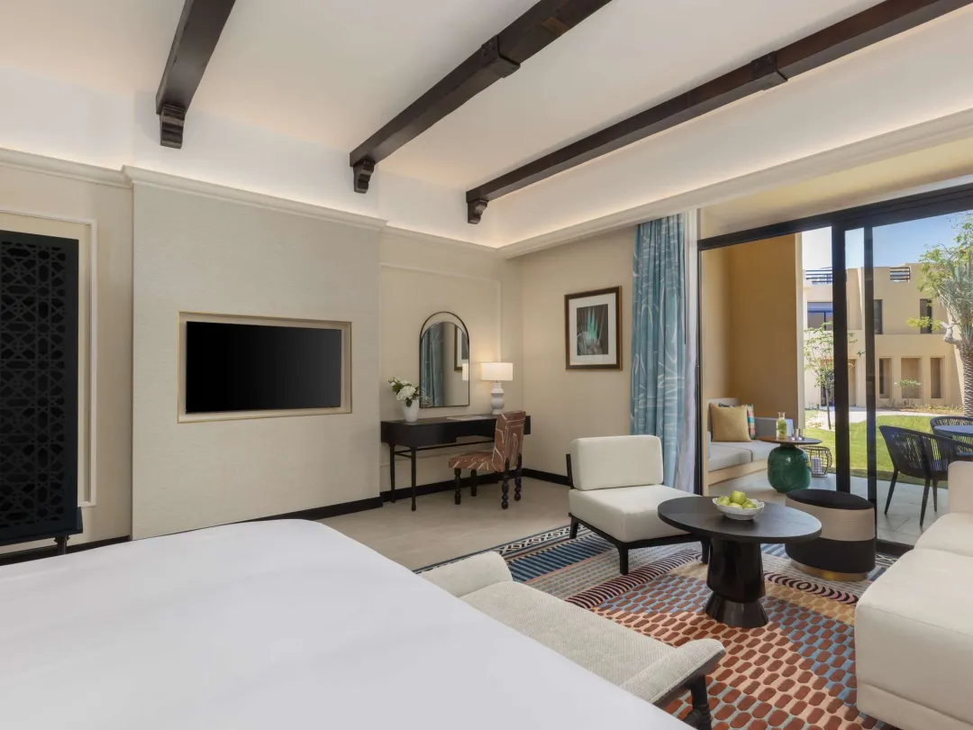 Luxury King Room with Garden View - King Bed