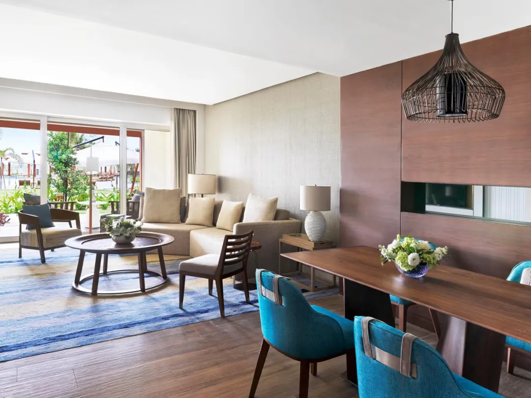 Garden Terrace One Bedroom Suite - Living Room
