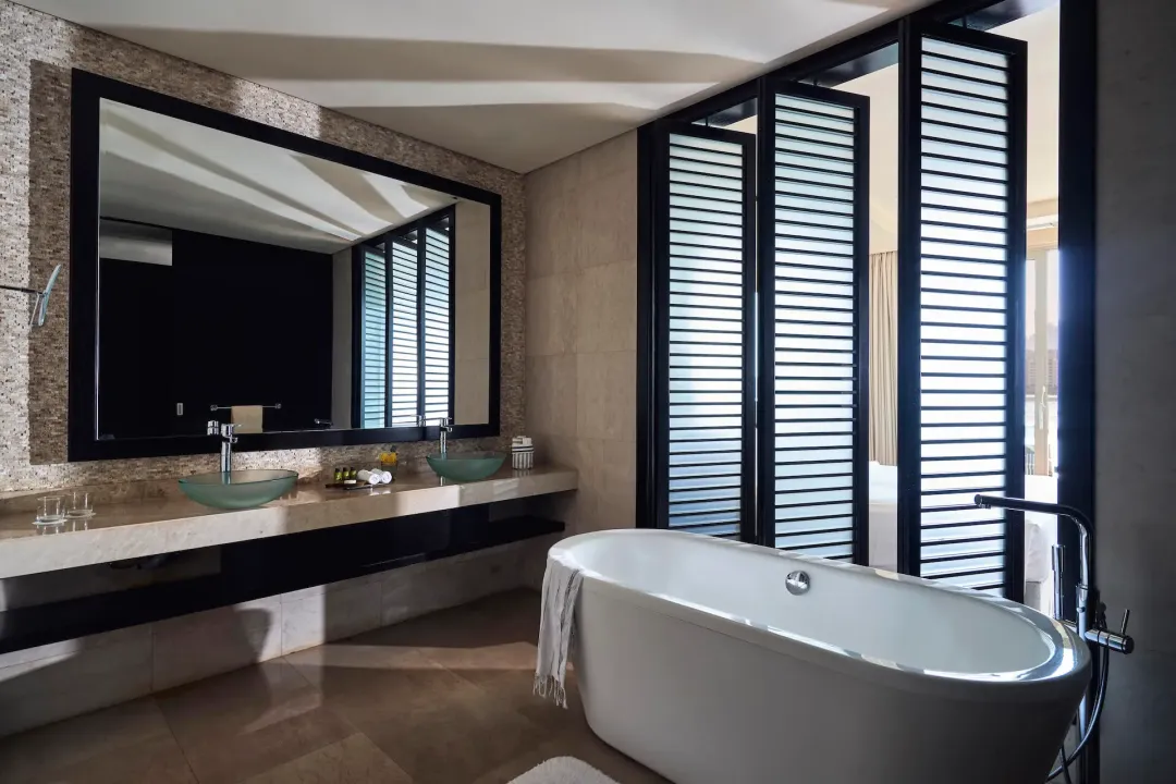 Deluxe Room Sea View -Bathroom