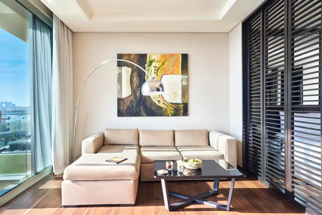 Premium Room Garden View - Seating Aeria