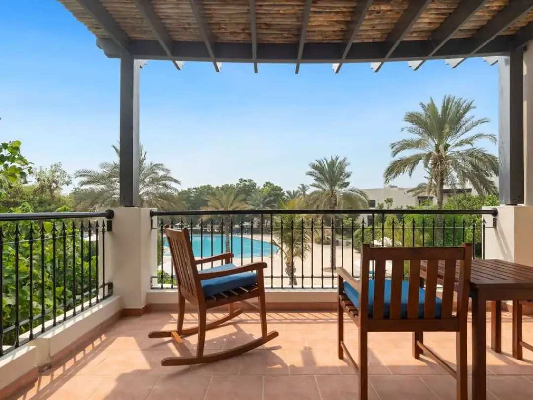 Family Room Pool View - Balcony Lounge