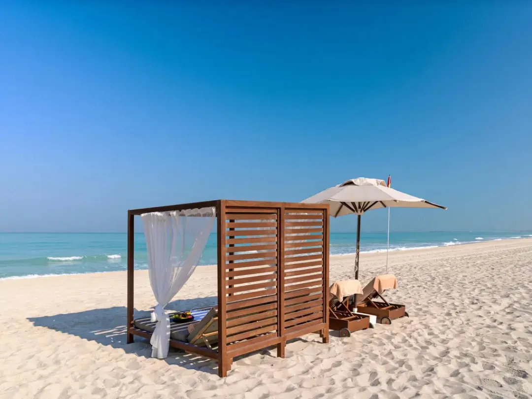 Rixos-Premium-Saadiyat-Island-Beach-Cabanas