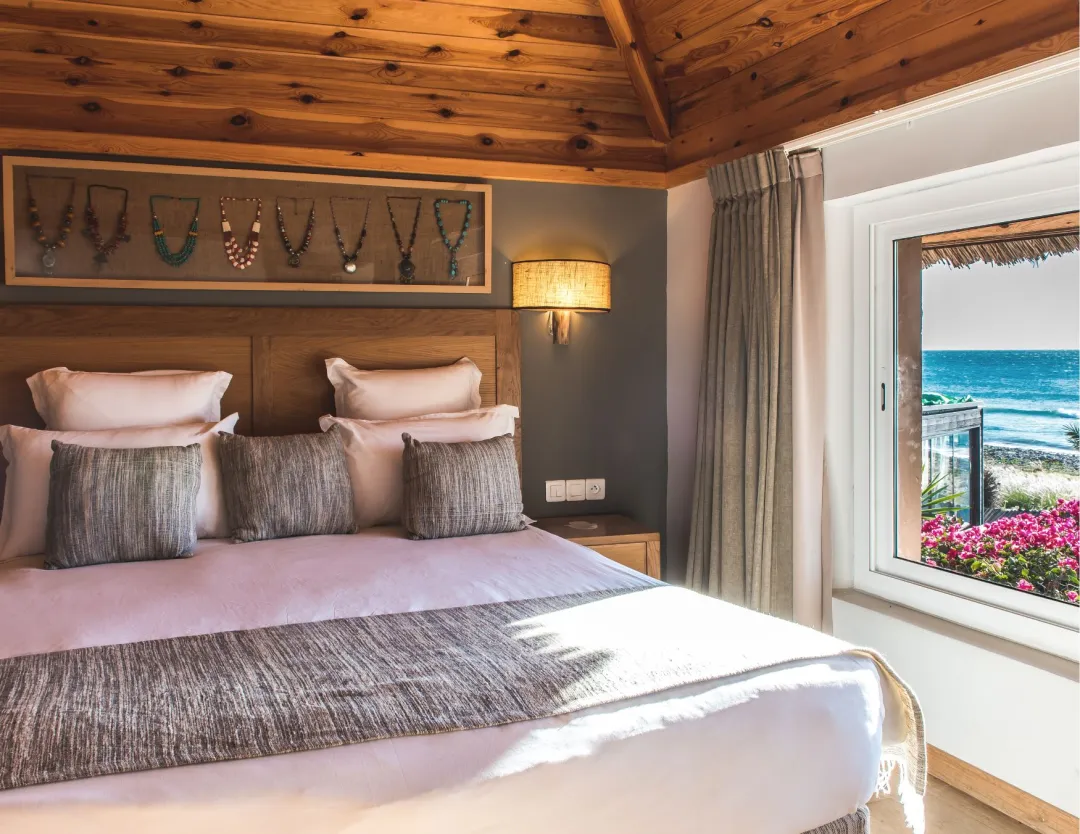 Paradis Plage Resort and Spa - Bungalow Bed