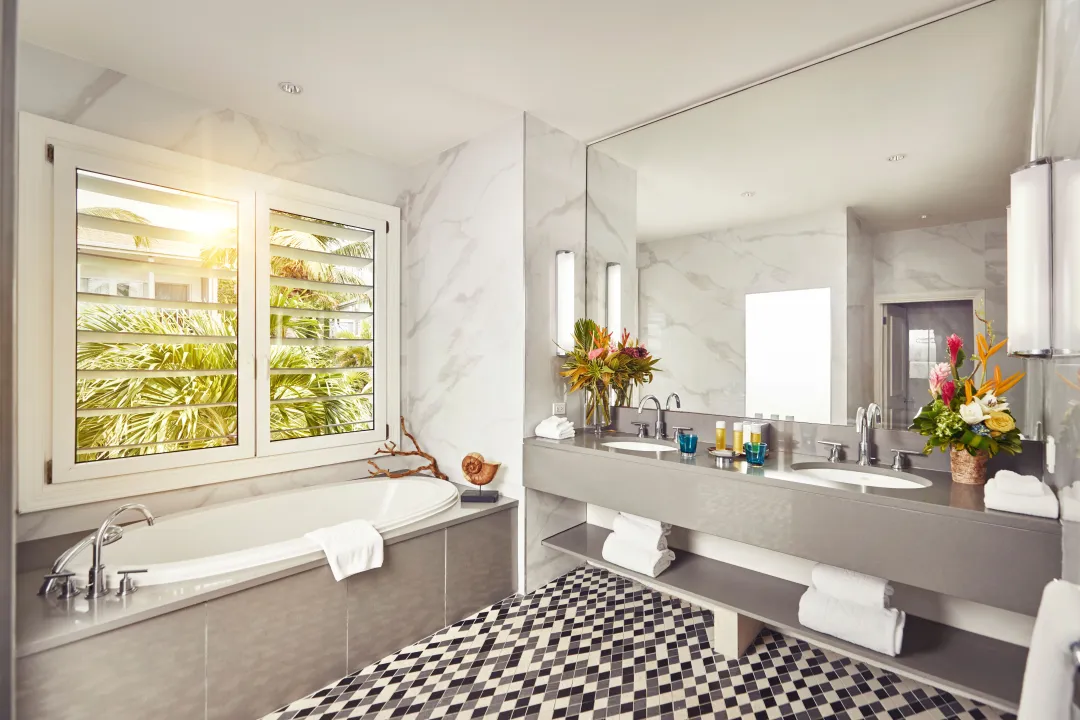 Ocean Suite -Bathroom View