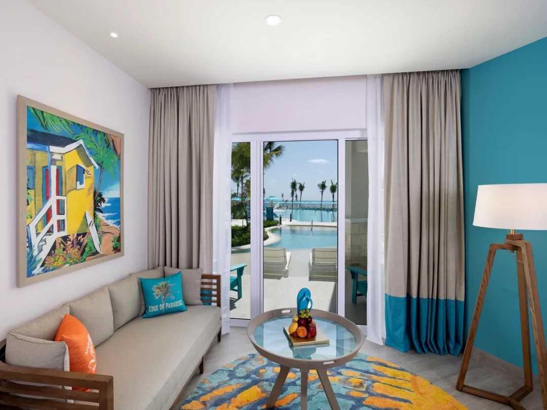 King Paradise Swim up Suite - Seating Aeria