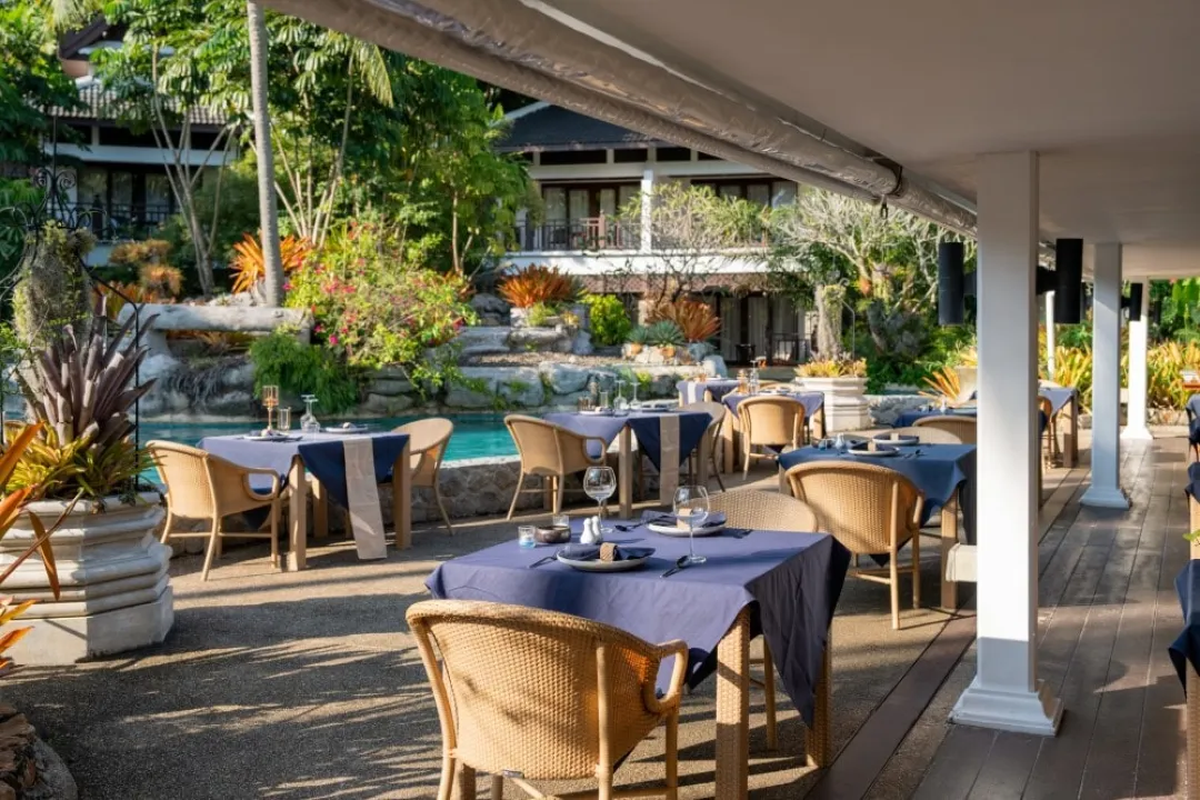 Thavorn Beach Village Resort - Maris Terrace Restaurant - Exterior Seating