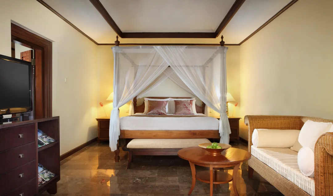 Puri Santrian - Santrian Club - Bedroom