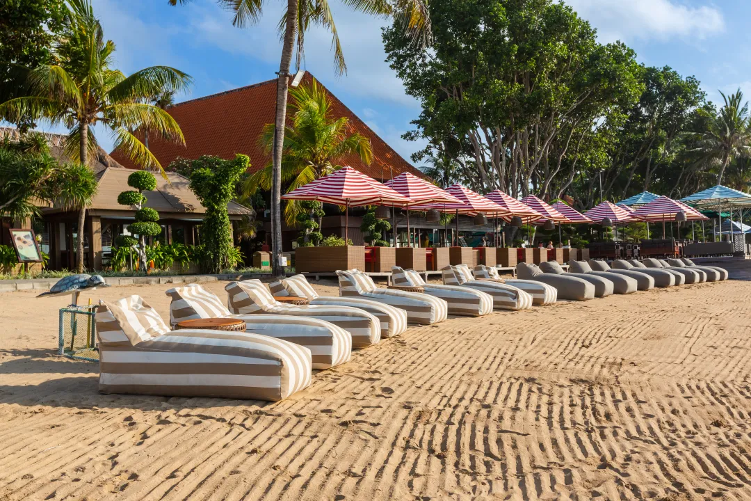 Puri Santrian - Beachfront