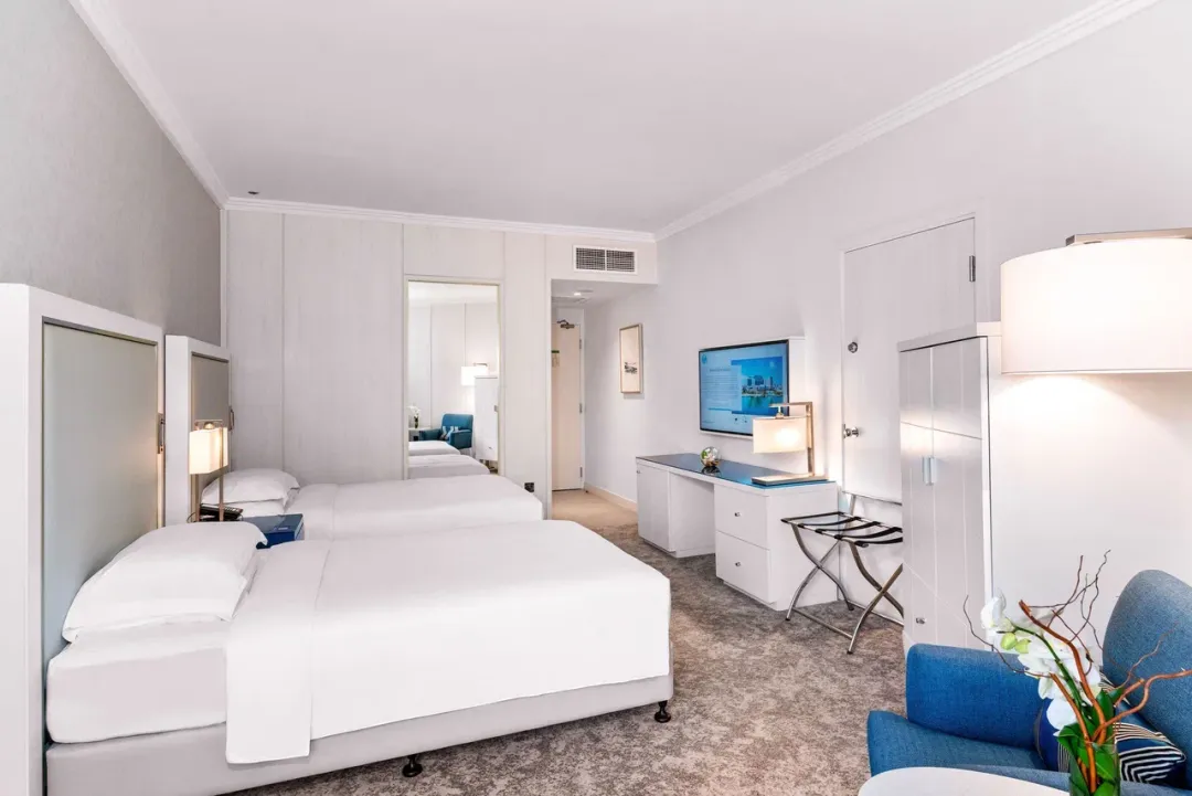 Beach Rotana Hotel Abu Dhabi - Sea View Room with Balcony Twin Beds
