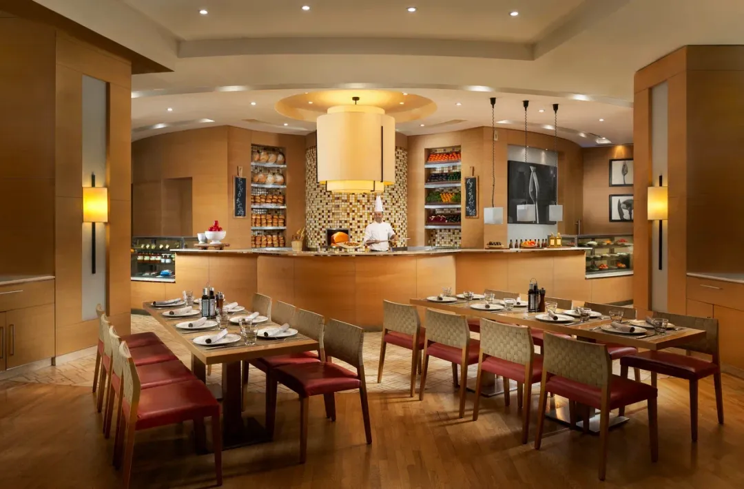 Beach Rotana Hotel - Prego's Restaurant Interior