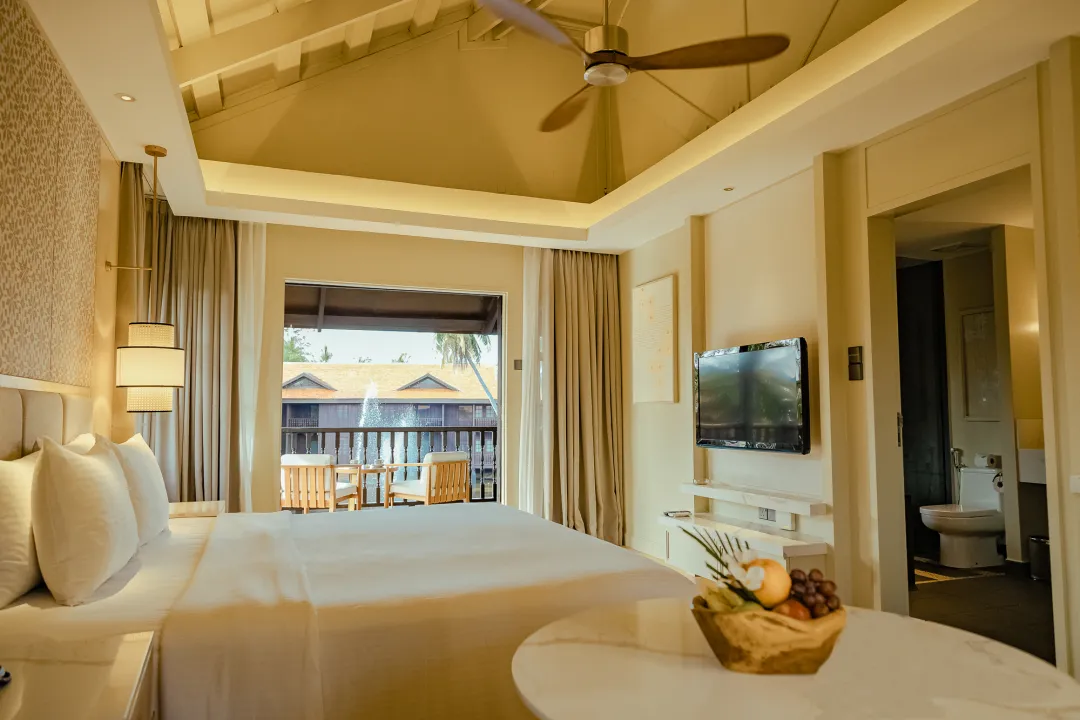 Pelangi Beach Resort - Lake Front Room - Detail