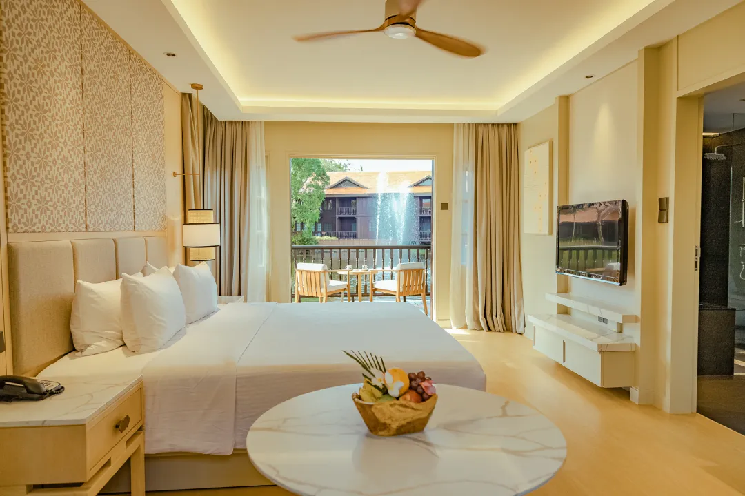 Pelangi Beach Resort - Lake Front Room - View from the bed