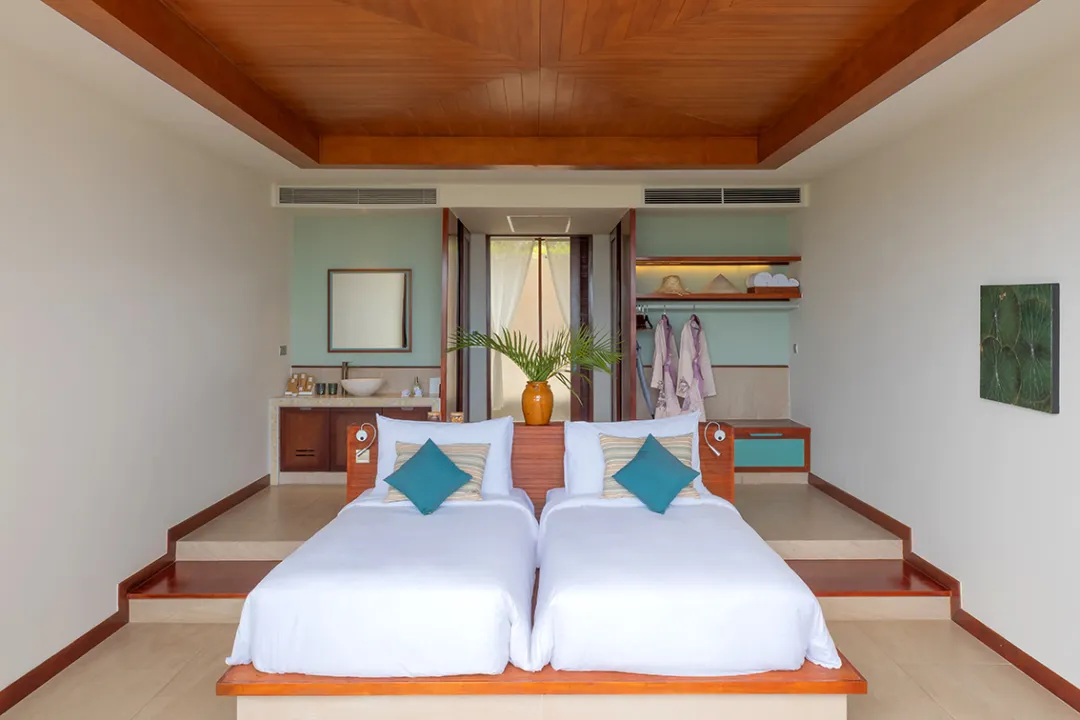 Two Bedroom Ocean View Suite -Twin Bed